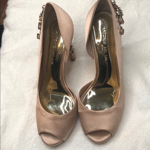 Antonio Melani pink heels - Picture 3 of 4